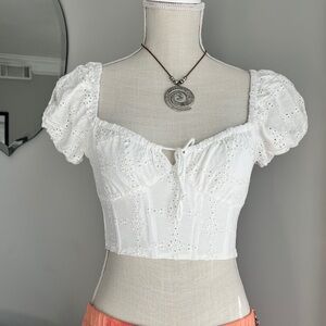 Victoria + Sophia white floral eyelet top ♡
